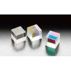 355 nm, A-B-C: 20 mm, LIDT: 0,3 J/cm², Non-polarizing Cube Half Mirrors