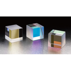 400 - 700 nm, A-B-C: 20 mm, LIDT: 0,3 J/cm², Dielectric Cube Half Mirrors
